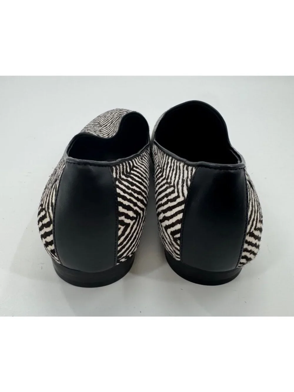 Vionic Willa Black & White Chevron Loafers Womens Size 9 Zebra Print Flats Ortho